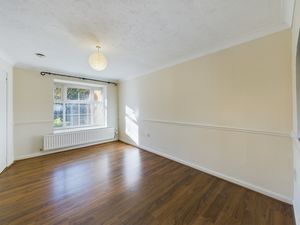 Living Room alternative view- click for photo gallery